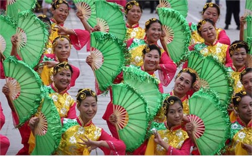 Trung thu rộn ràng trên đất Trung Hoa