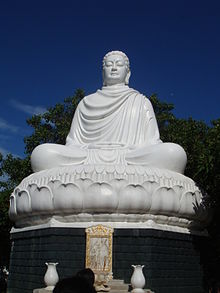 220px-Buddha_in_Vung_Tau.JPG