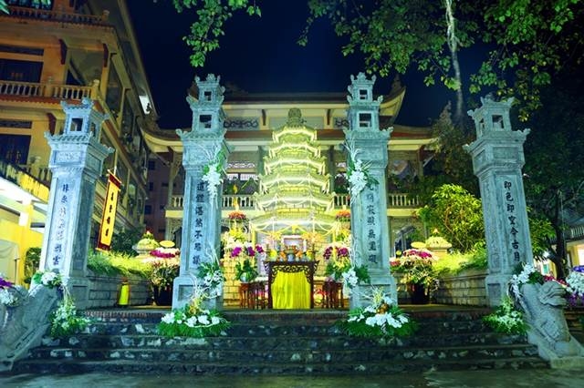 nguoiphattu-com nhap bao thap ht quang dao0.jpg