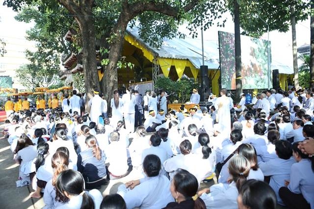 nguoiphattu-com nhap bao thap ht quang dao10.jpg