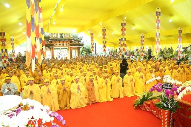 nguoiphattu-com nhap bao thap ht quang dao20.jpg