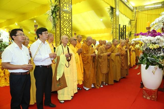 nguoiphattu-com nhap bao thap ht quang dao33.jpg