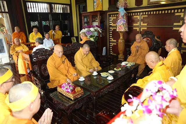 nguoiphattu-com nhap bao thap ht quang dao5.jpg