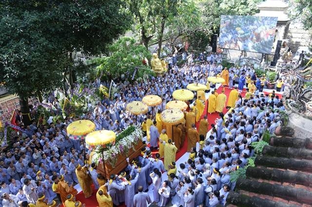 nguoiphattu-com nhap bao thap ht quang dao61.jpg