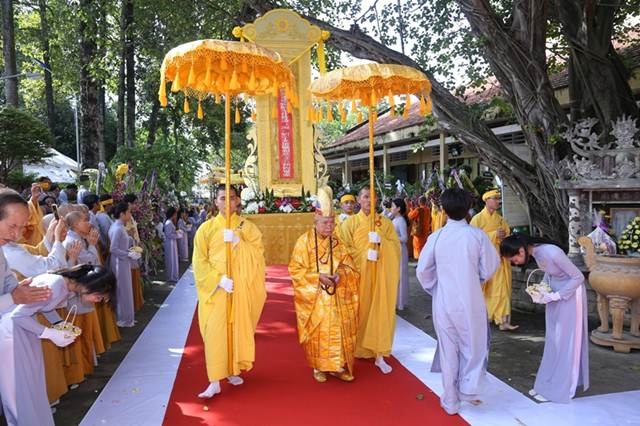 nguoiphattu-com nhap bao thap ht quang dao62.jpg