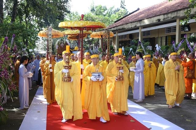 nguoiphattu-com nhap bao thap ht quang dao64.jpg