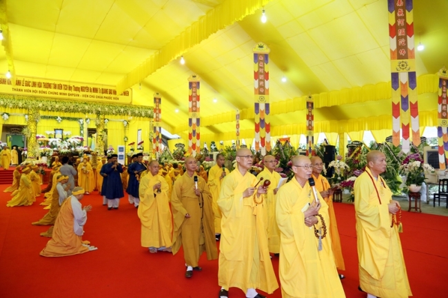 nguoiphattu-com thinh linh mo1.jpg