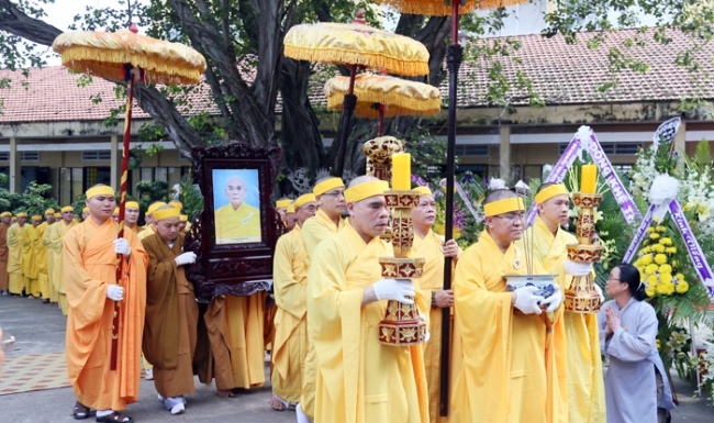nguoiphattu-com thinh linh mo9.jpg