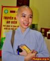 Tâm sự của sư cô “một tay quay phim, một tay chụp ảnh”