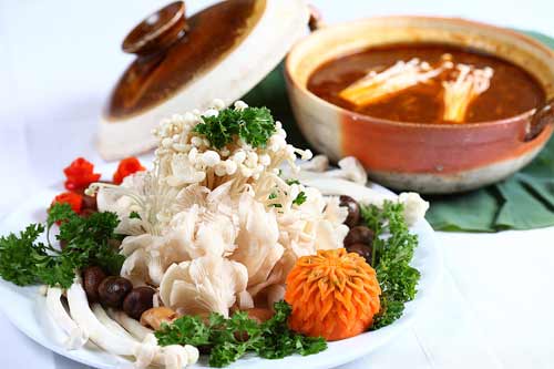 Bồ Đề Tâm - Không gian thiền tĩnh lặng, Ẩm thực,