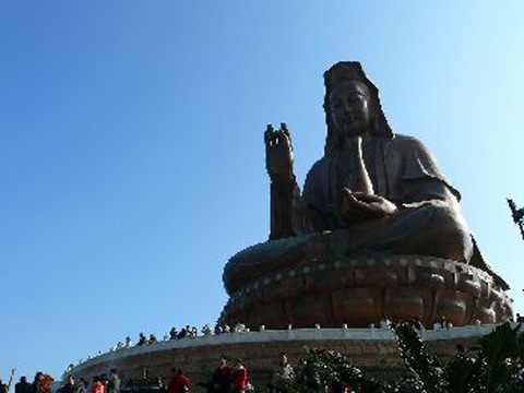 Xijiaoshan Kwan-yin Statue is 61.9 meters high, situated on the top of a hill in Foshan city, South China's Guangdong province. It was completed in 1998 as the highest sitting Kwan-yin statue.