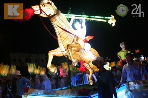 Lễ hội đèn Trung thu lớn nhất VN, Tin tức trong ngày, le hoi ruoc den trung thu, tet trung thu, dem trung thu, ram trung thu, den ong sao, den long, ruoc den, choi trung thu, ky luc guiness, tin tuc, tin hot, tin hay, vn
