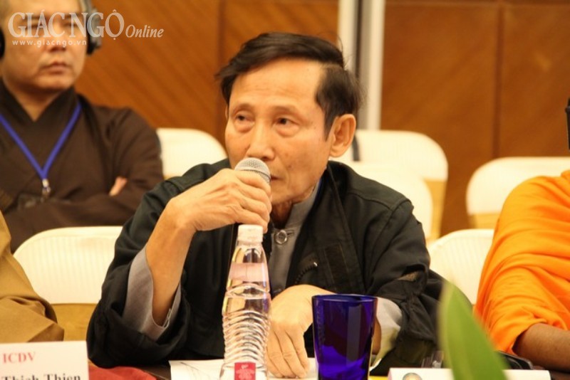 hopvesak-24.11.13-29.jpg