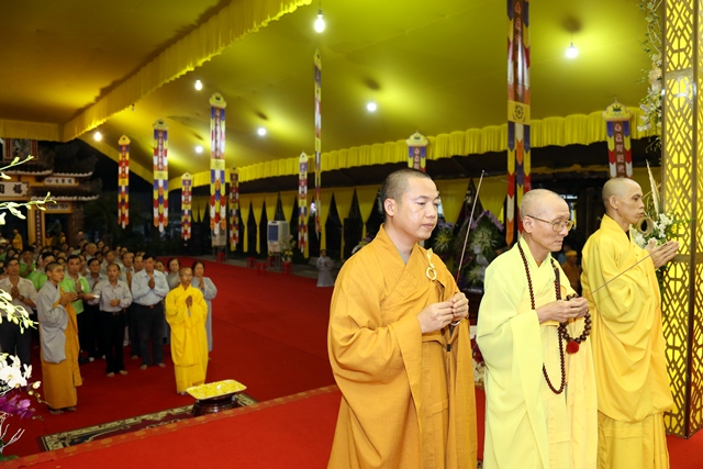 Các phái đoàn viếng tang lễ HT. Thích Quang Đạo Các phái đoàn viếng tang lễ HT. Thích Quang Đạo