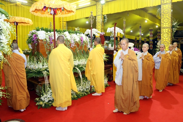Các phái đoàn viếng tang lễ HT. Thích Quang Đạo Các phái đoàn viếng tang lễ HT. Thích Quang Đạo