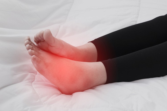 6 dấu hiệu cảnh báo gan đang bị nhồi đầy độc tố: Không can thiệp sớm sẽ dễ gặp nguy hiểm - Ảnh 2.